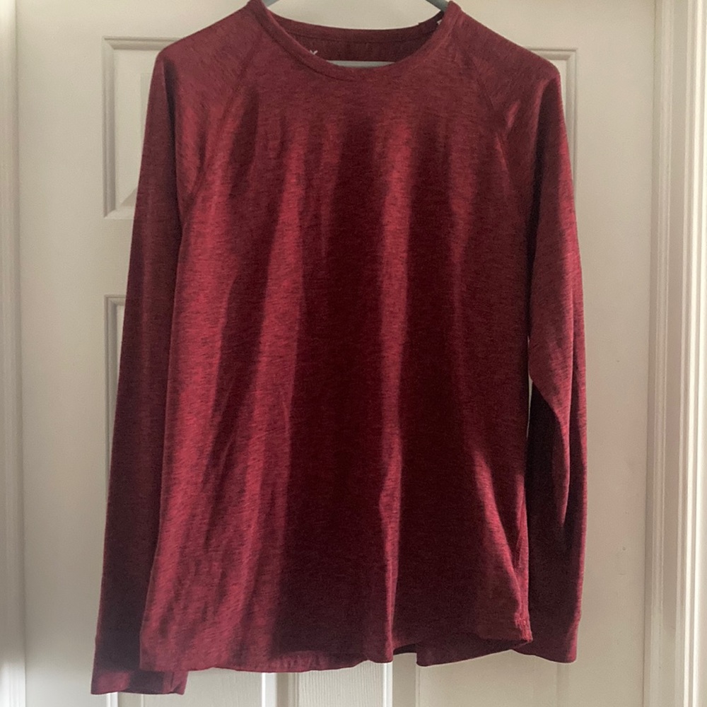 XL American Eagle Outfitters Active Flex red long sleeve shirt